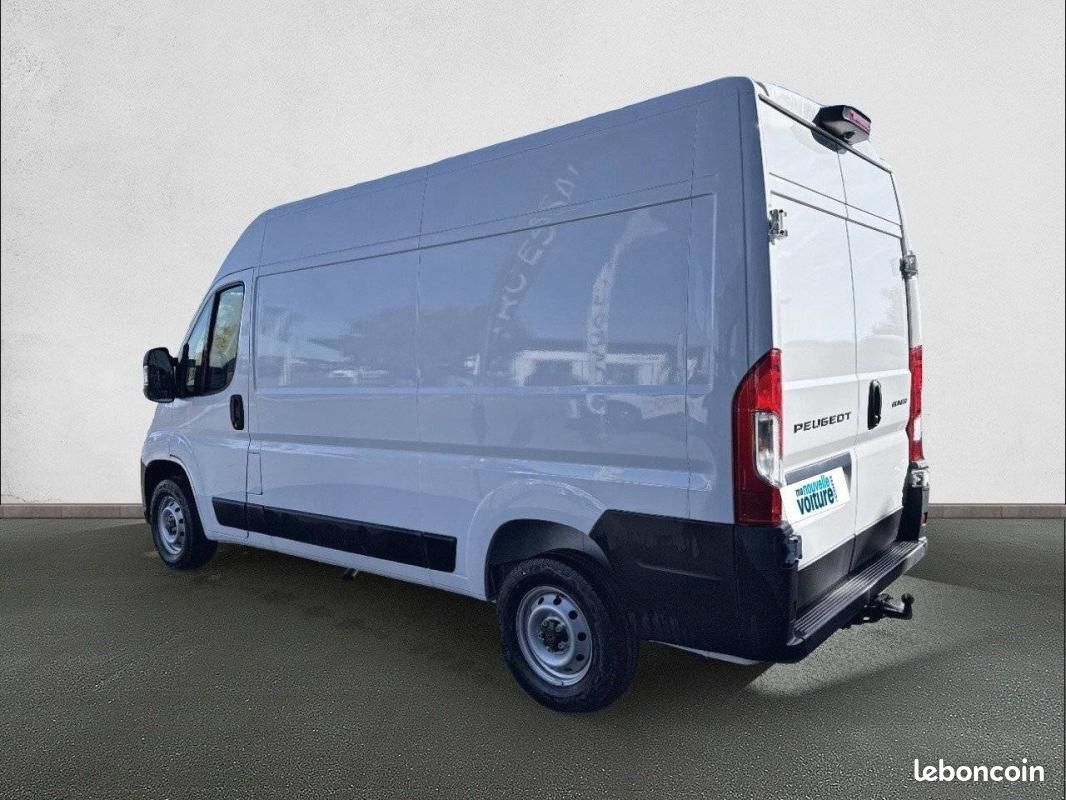 Peugeot Boxer FOURGON FGN TOLE 3.3 T L2H2 140 S&S BVM6 (image 7)