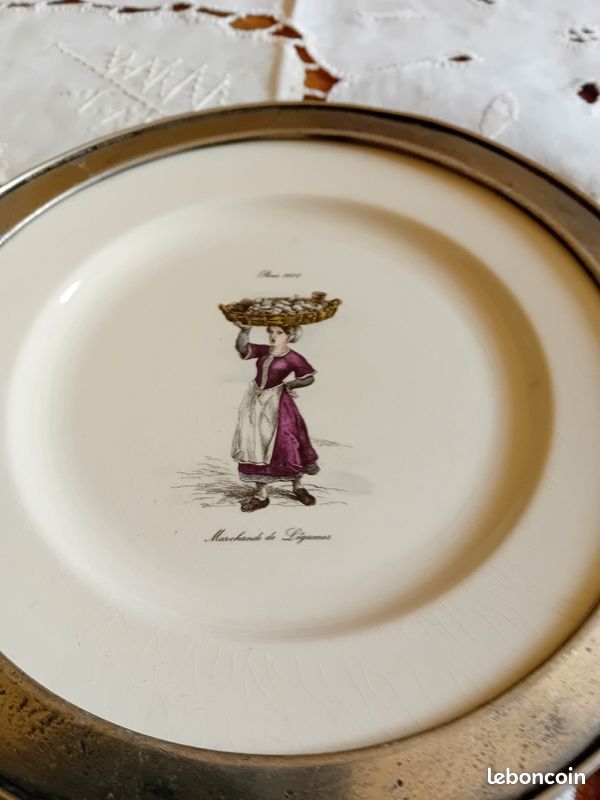 2 assiettes saint Clément france contour en etain (image 2)