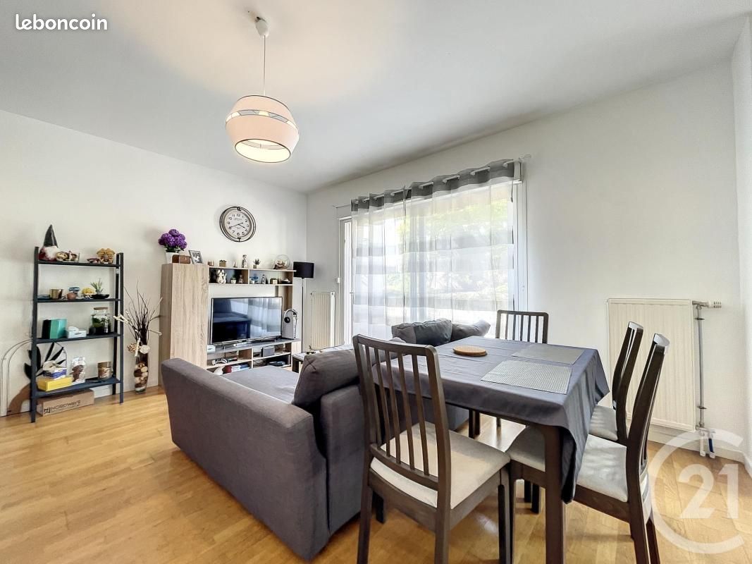 Appartement 3 pièces 67 m² · à Saint-André-les-Vergers · 67 m² · 740 €