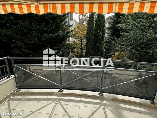 Appartement a louer le plessis-robinson - 3 pièce(s) - 75 m2 - Surfyn