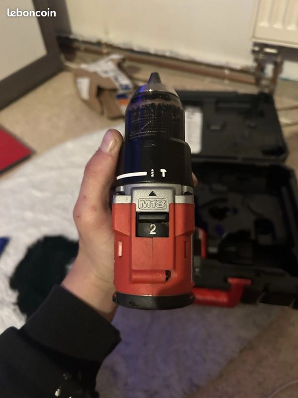 Milwaukee M18 BLPDRC-422C 18V perceuse à percussion sans fil 60 Nm avec 2 batteries, chargeur et mallette (image 10)