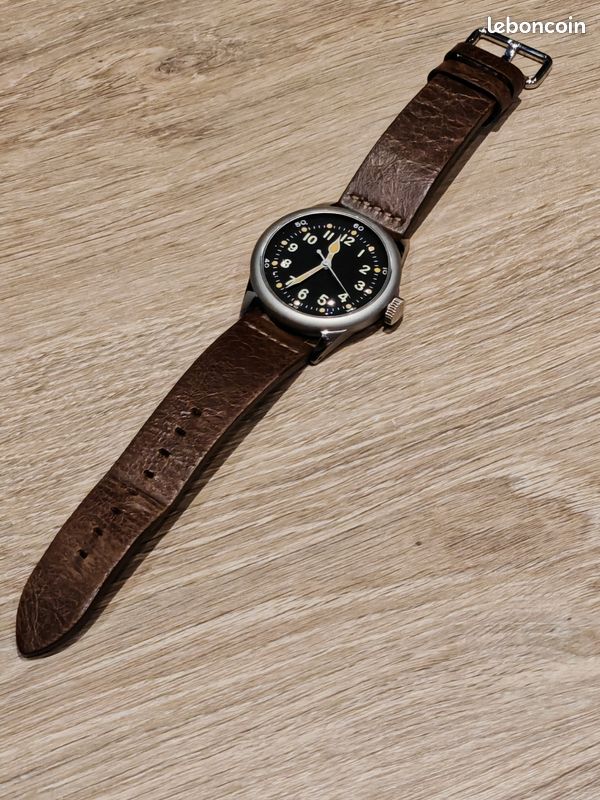 Montre Praesidus Service Automatique - Boîtier Acier 42mm, Cadran Noir, Bracelet Cuir Marron - Garantie 2 Ans