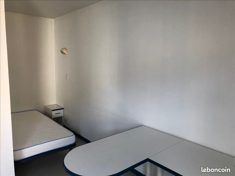 Studio 1 pièce 23 m² - Poitiers 86000 (image principale 3)