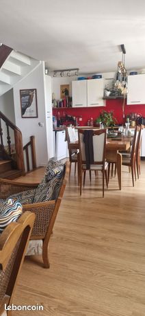 Ensemble immobilier avec maison rénovée, local commercial et terrain constructible