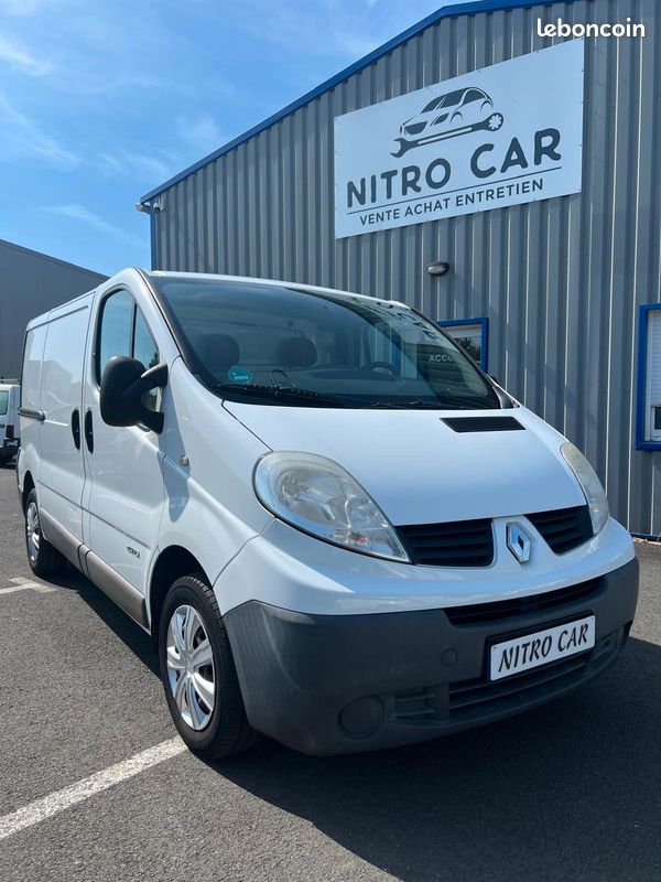 RENAULT Trafic 2.0 Dci 115 Ch L1H1 / Garantie 12 mois (image 2)