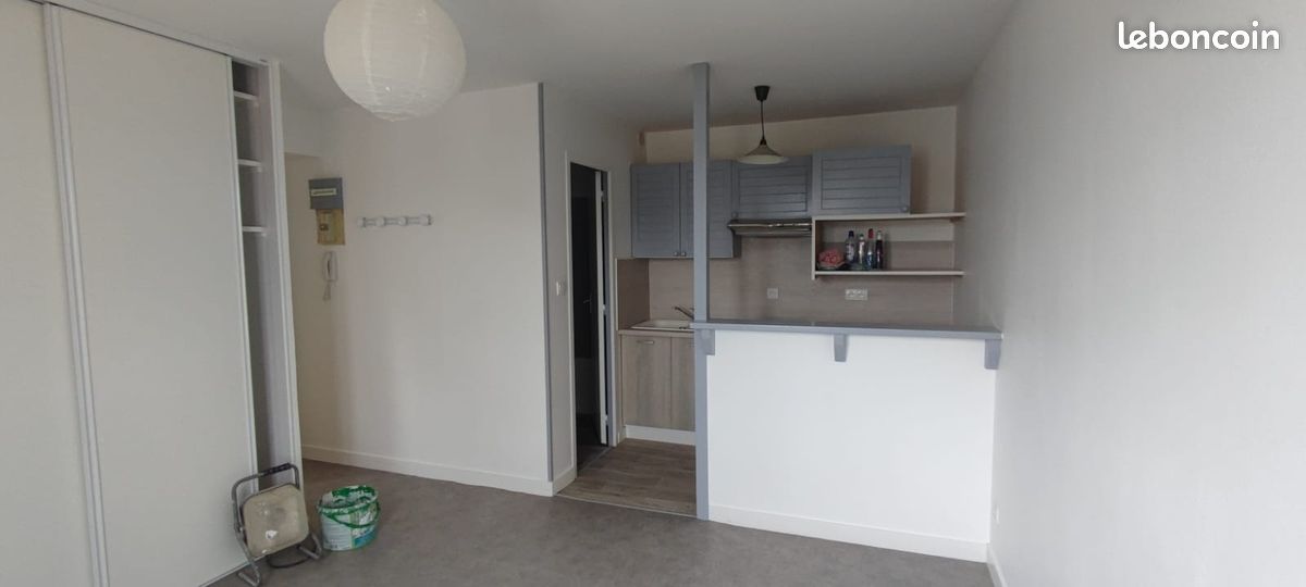 Appartement 2 pièces 28 m² · à Saintes · 28 m² · 530 €