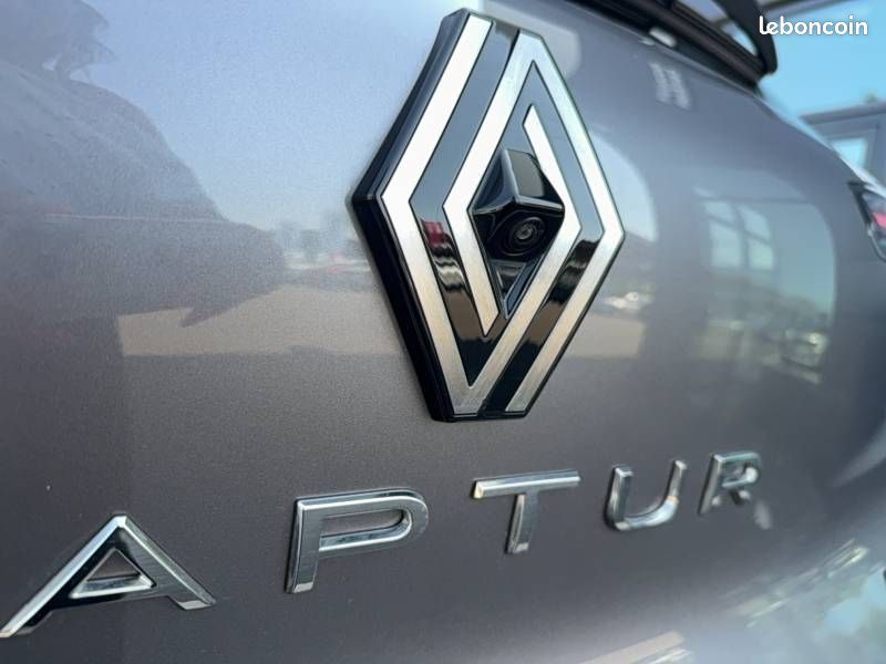 Renault Captur E-Tech full hybrid 145 ch Techno (image 17)