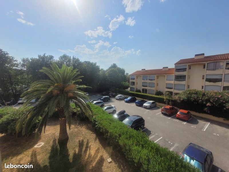 Studio 1 pièce 20 m² (image 4)