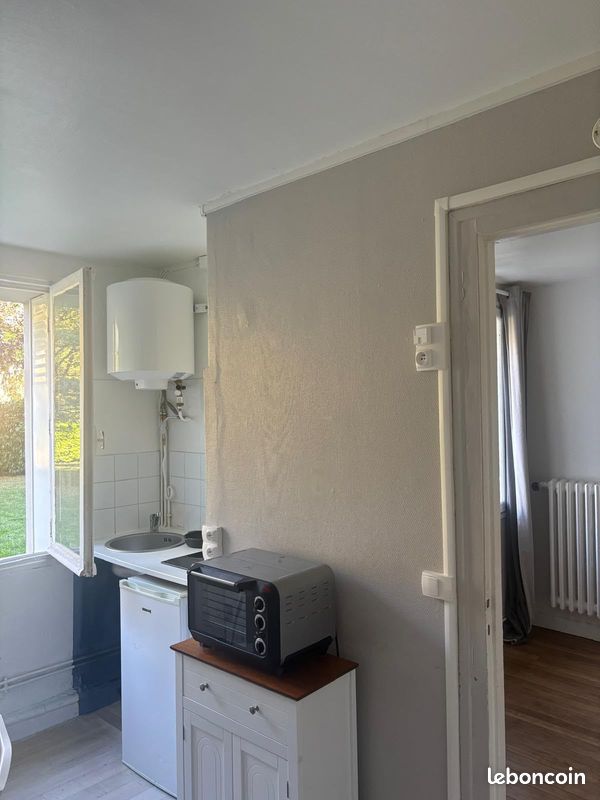 Appartement 1 pièce 17 m² · à Sèvres · 17 m² · 720 €/mois