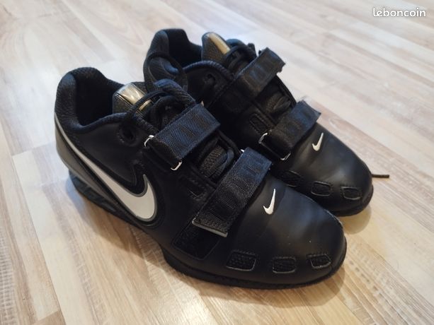 Chaussures d'haltérophilie Nike Romaleos 2 pointure 44,5 d'occasion
