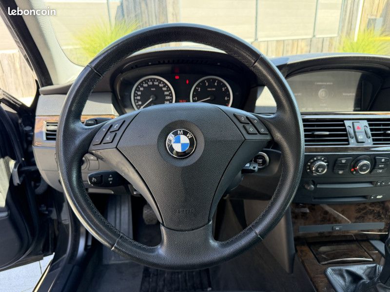 Bmw SERIE 5 (E60) 523I 177CH LUXE - CLIM - SUIVI BMW - GARANTIE 12 MOIS (image 13)