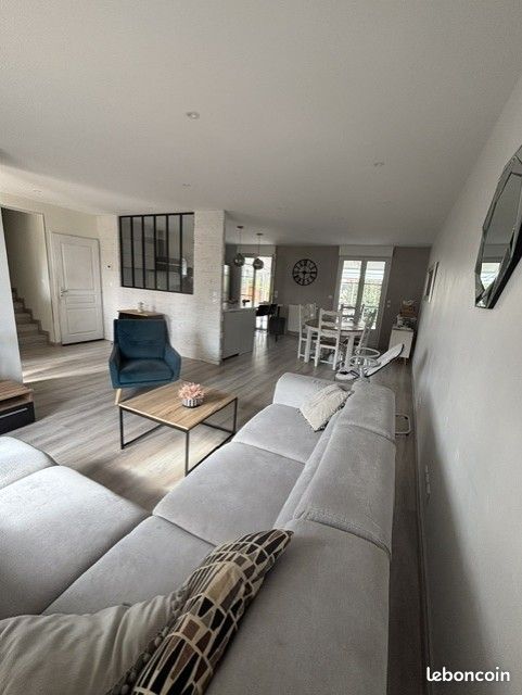 Maison 6 pièces 154 m² · à Chaumont · 154 m² · 1 290 €/mois
