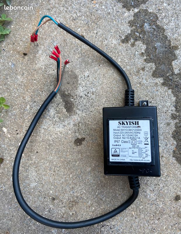 Transformateur électrique 12V spa Intex Baltik (image 1)
