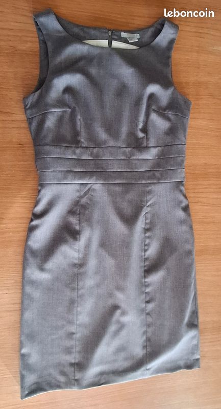 Superbe robe chasuble gris clair H&M taille 40 (image 3)