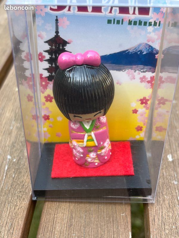 Mini Kokeshi en kimono bois neuve Décoration