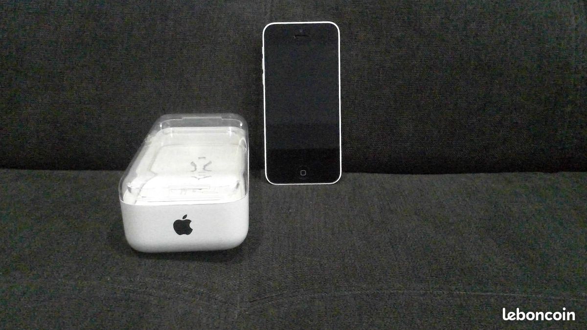 Iphone 5c capacité 8Go + coque de téléphone (image 2)