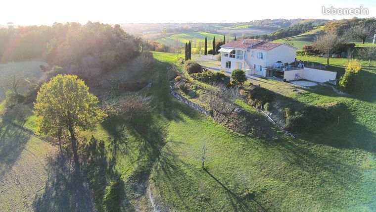 Maison 6 pièces 180 m²