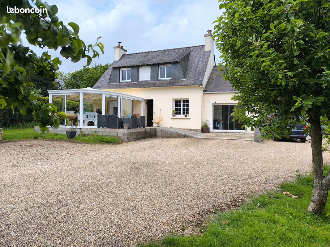 Maison 9 pièces 149 m² · à Plufur · 149 m² · 275 600 €