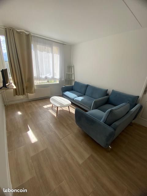 Appartement 3 pièces 57 m² · à Villeparisis · 57 m² · 1 200 €