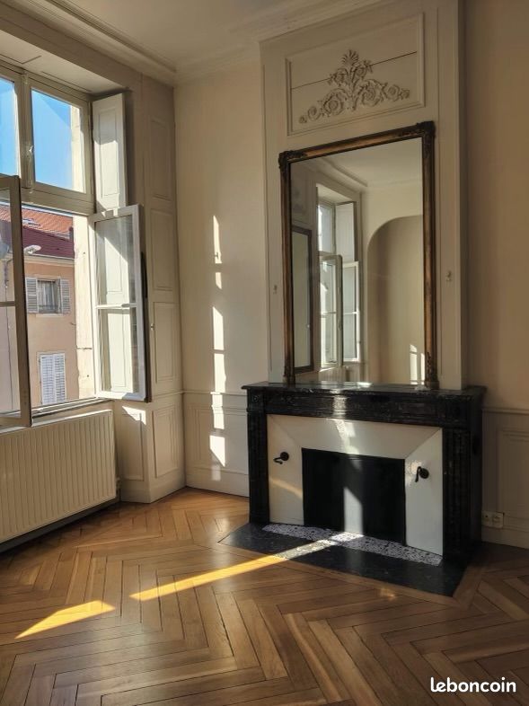 Appartement 2 pièces 66 m² · à Nancy · 66 m² · 750 €