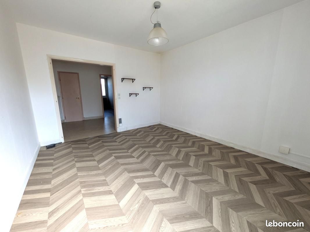 Appartement 2 pièces 57 m² · à Cambrai · 57 m² · 87 000 €