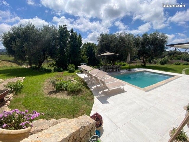 Maison 6 pièces 190 m² · à Grasse · 190 m² · 1 200 000 €