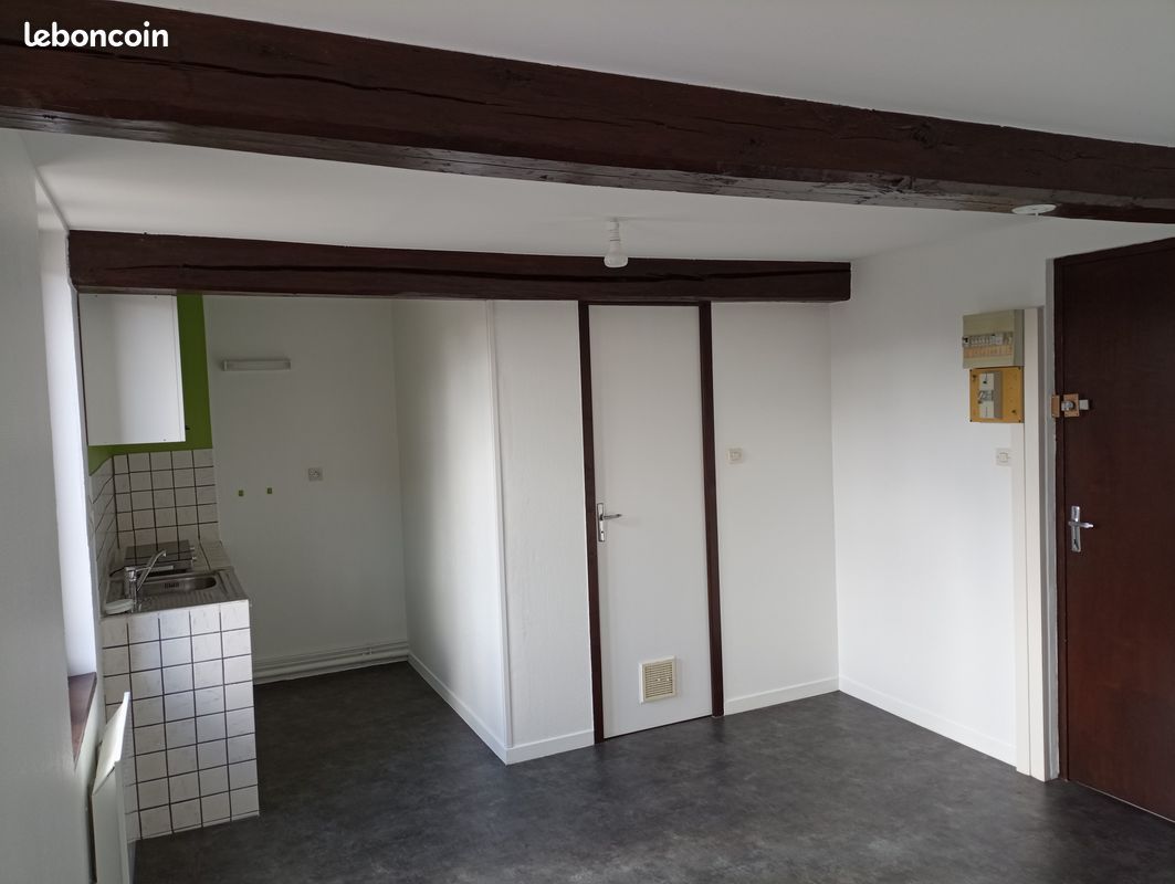 Appartement 1 pièce 19 m² · à Villers-Bocage · 19 m² · 389 €