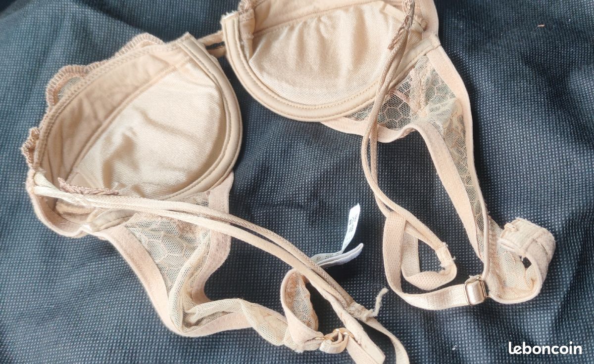 SUBLIME Soutien Gorge CHANTELLE Taille 90 A (image 3)