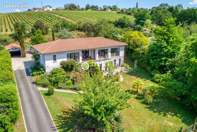 Propriété 7 pièces 190 m²