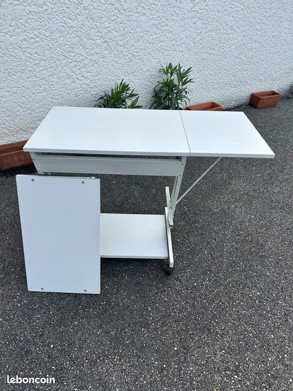 Bureau à roulette (image 10)