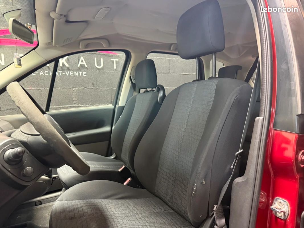 RENAULT SCENIC II 1.6 16V Expression (image 14)