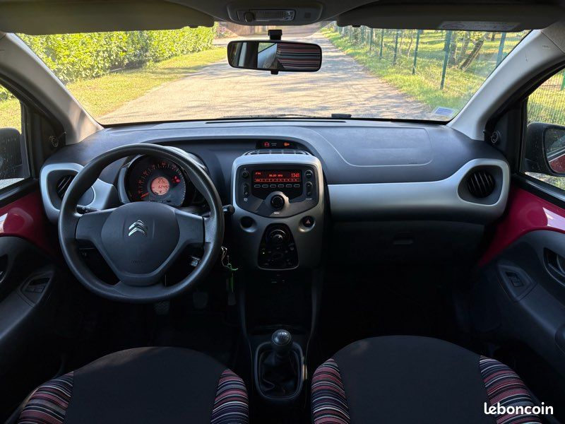 CITROËN C1 Feel 3 Portes 1.0 VTi 12V 69 cv (image 2)