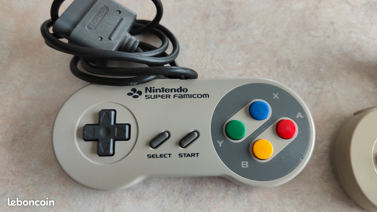 [VENDUES] 2 manettes Nintendo Super Famicom / SNES (image 2)