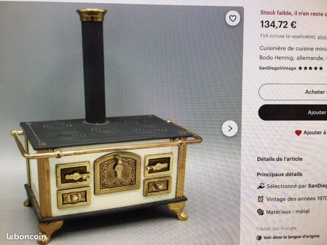 Cuisinière Jouet XIXème – Tôle Et Laiton Doré – Avec Batterie De Cuisine – France