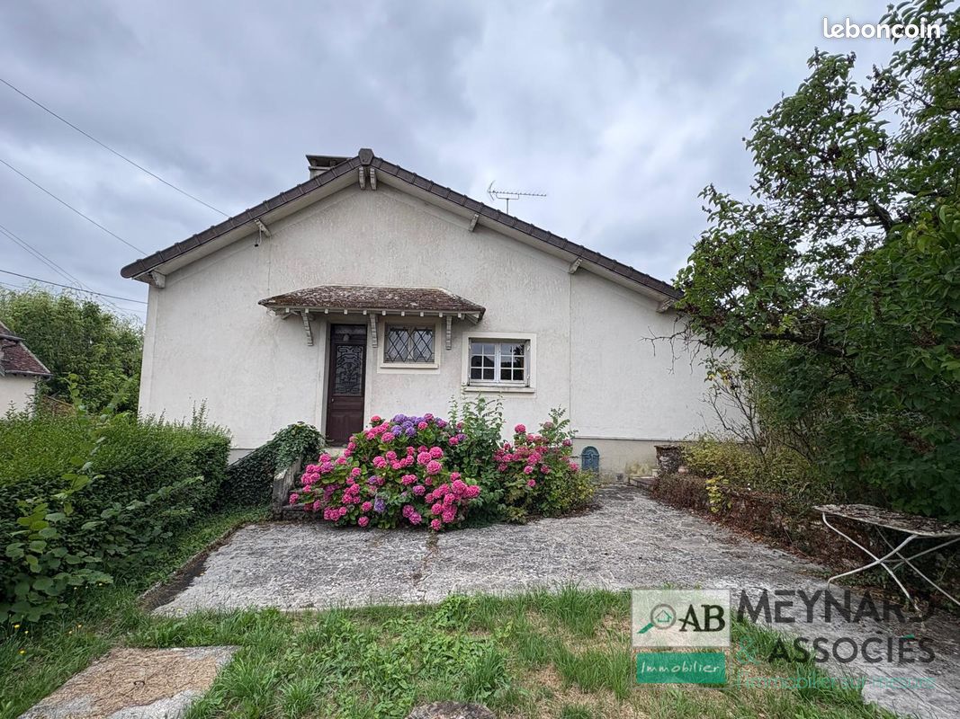 Maison 4 pièces 88 m² · à Guérard · 88 m² · 243 000 €
