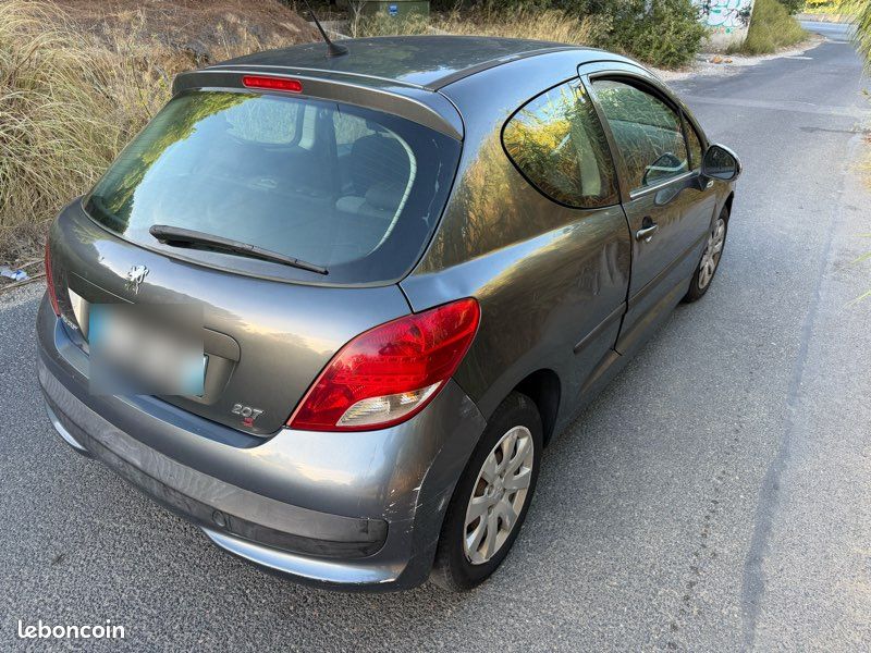 Peugote 207 1.4 (image 2)