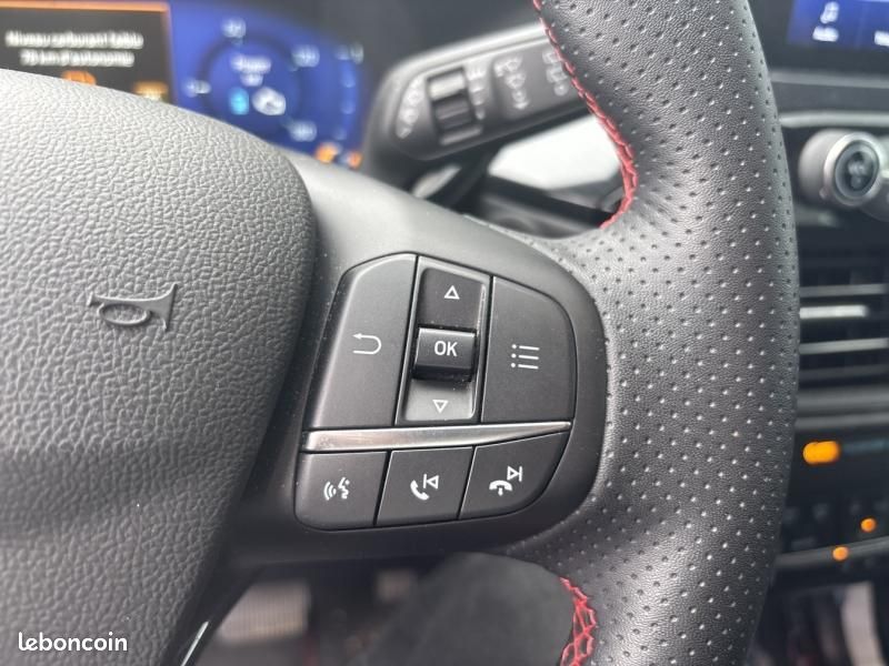 Ford Kuga 2.5 Duratec 190ch FHEV E85 ST-Line BVA (image 16)