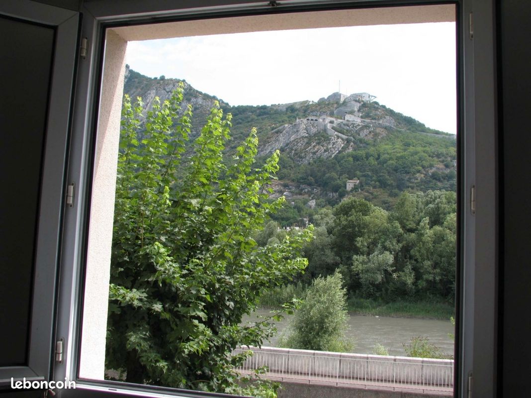 Appartement 1 pièce 16 m² · à Grenoble · 16 m² · 455 €/mois