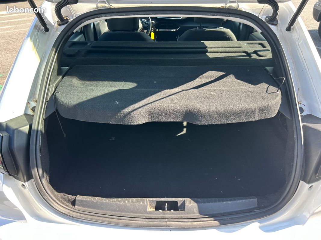 PEUGEOT 208 SOCIETE 1.5 BLUEHDI BVM6 100CH 7275HT CARPLAY - ENTRETIEN COMPLET PEUGEOT -REGULATEUR DE VITESSe (image 18)