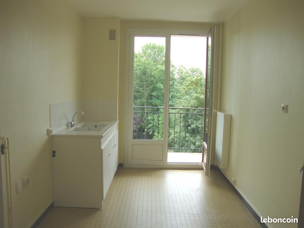 Appartement 2 pièces 50 m² · à Auxerre · 50 m² · 575 €