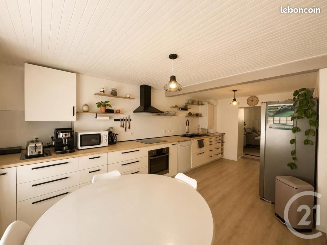 Maison 3 pièces 75 m² · à Entrelacs · 75 m² · 280 000 €