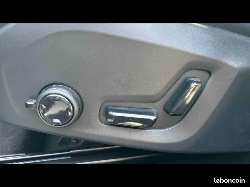 Volvo XC60 T6 Hybride Rechargeable 253 + 145ch Ultra Style Chrome Geartronic 8 AWD (image 19)