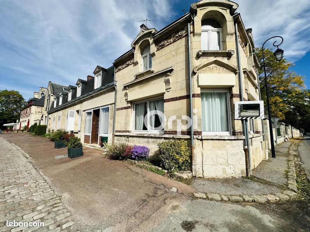 Maison 5 pièces 175 m² · à Longpont · 175 m² · 1 200 €/mois