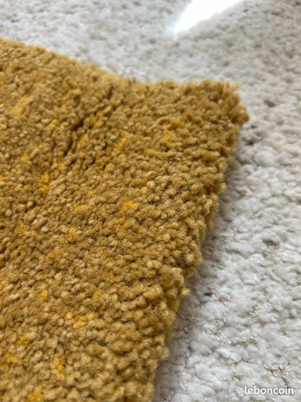 Tapis jaune IKEA 195*135cm (image 1)