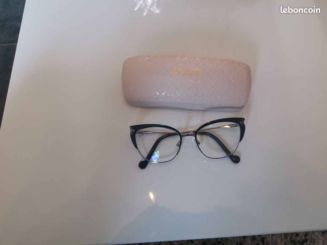 Lunette LIU. JO (image 3)