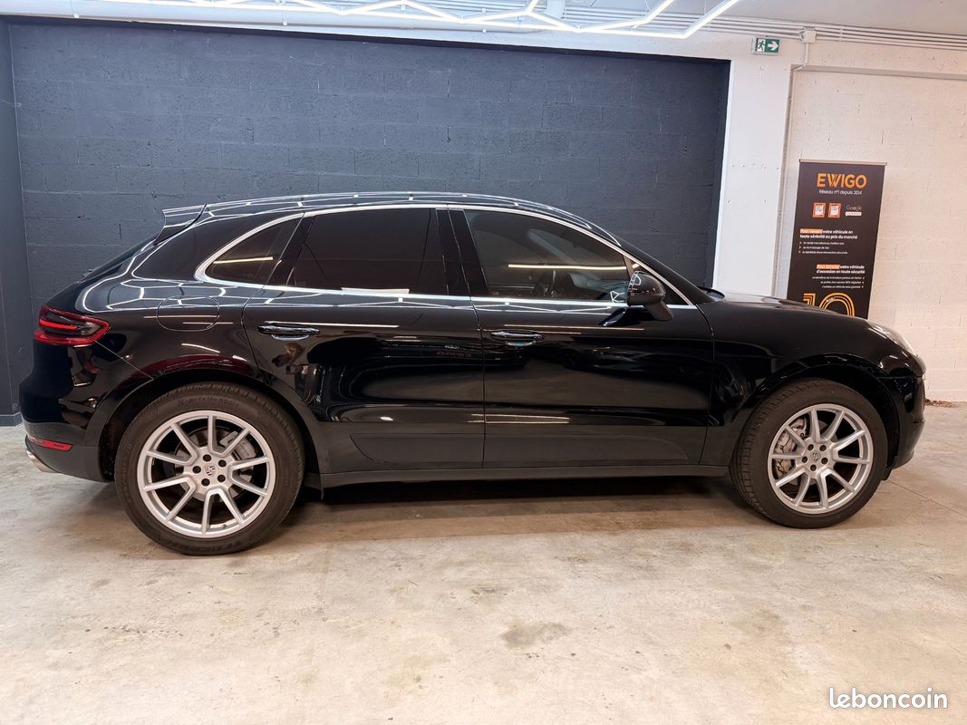 PORSCHE MACAN 3.0 DIESEL 260 S PDK BVA / CARPLAY / SIEGE CHAUFFANT / BOSE SOUND SYSTEM + 4 JANTES HIVEr (image 19)