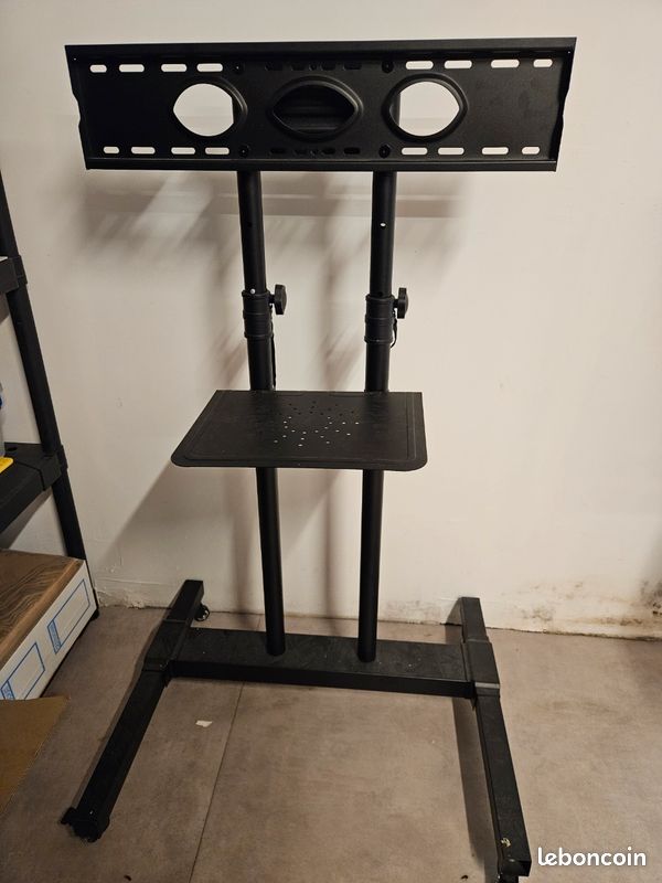 Pied tv roulant (image 1)