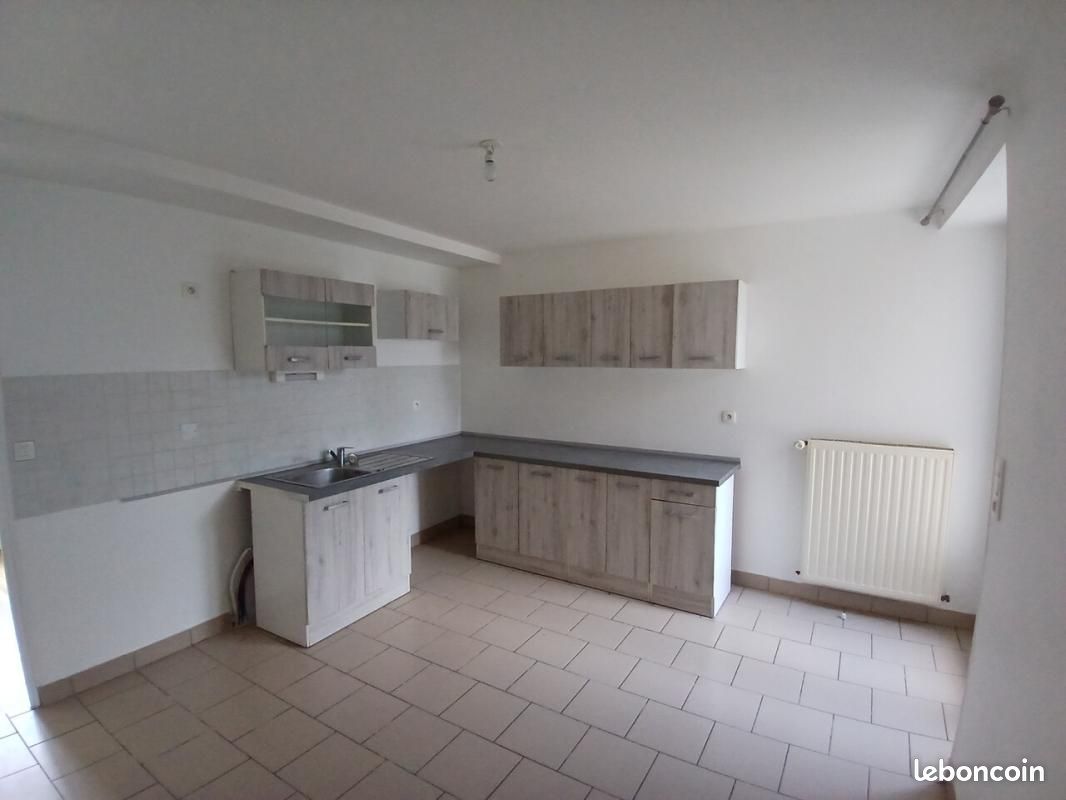 Maison 4 pièces 75 m² · à Ahuillé · 75 m² · 147 000 €