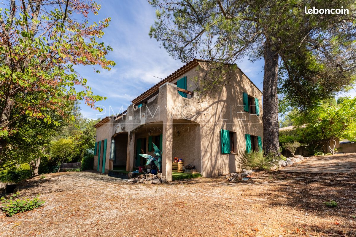 Maison 5 pièces 130 m² · à Le Tholonet · 130 m² · 580 000 €