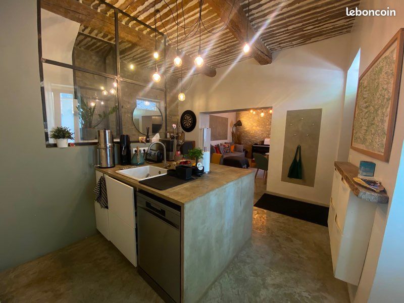Maison 6 pièces 120 m² · à La Tour-d'Aigues · 120 m² · 320 000 €